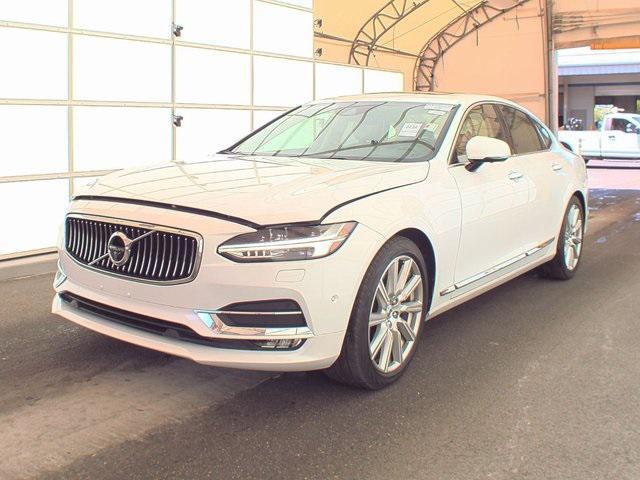 2017 Volvo S90