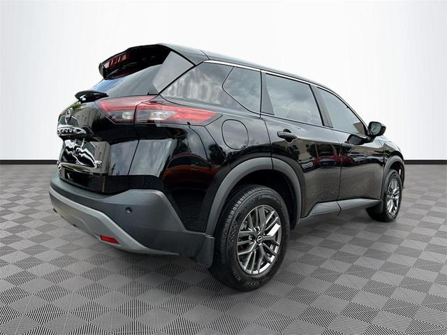 Photo of 2023 Super Black Nissan Rogue