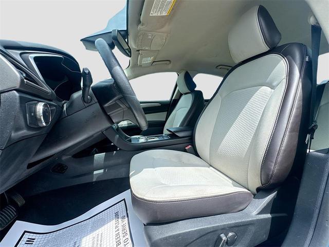 Photo of 2020 Blue Ford Fusion
