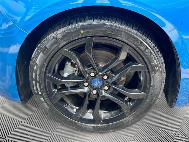Photo of 2020 Blue Ford Fusion