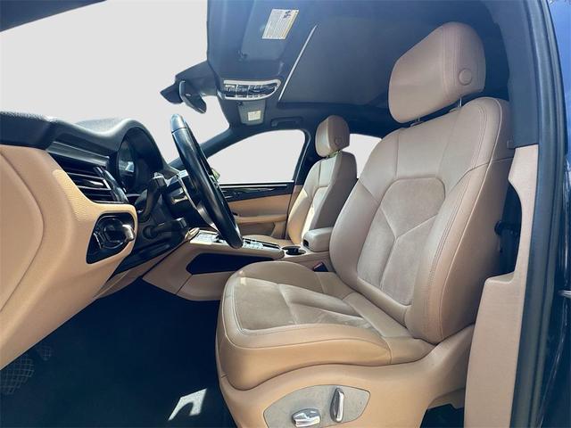 Photo of 2020 Blue Porsche Macan