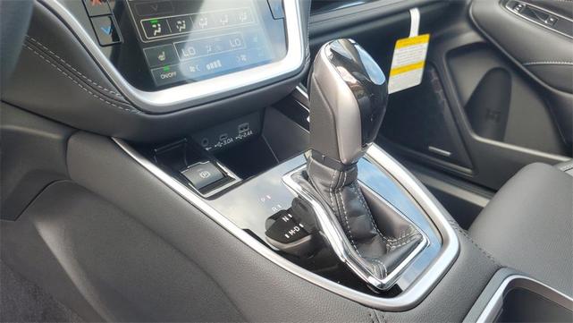 Photo of 2025 Ice Silver Metallic Subaru Outback