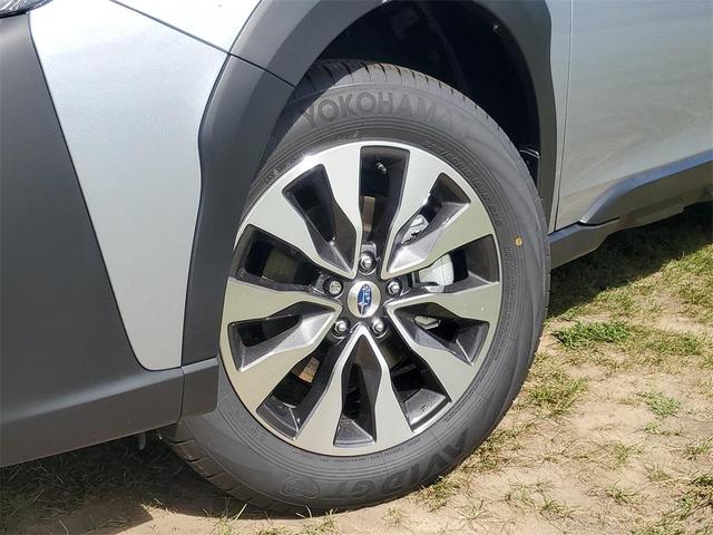 Photo of 2025 Ice Silver Metallic Subaru Outback