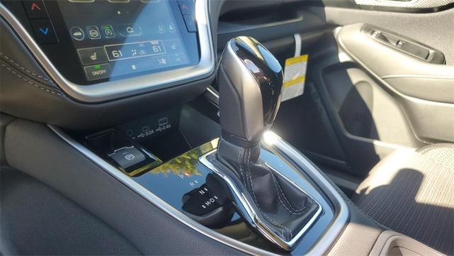 Photo of 2025 Ice Silver Metallic Subaru Outback