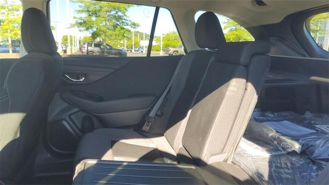 Photo of 2025 Ice Silver Metallic Subaru Outback
