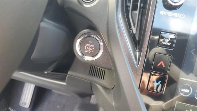 Photo of 2025 Ice Silver Metallic Subaru Forester