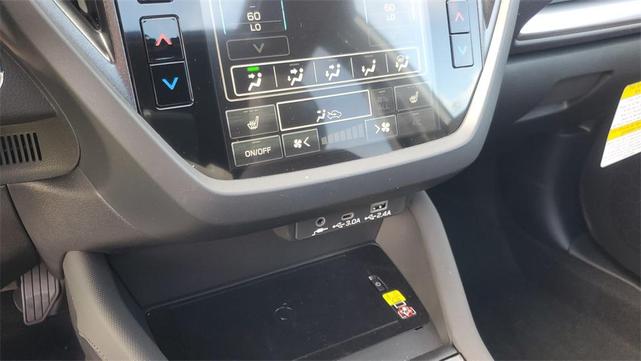 Photo of 2025 Ice Silver Metallic Subaru Forester