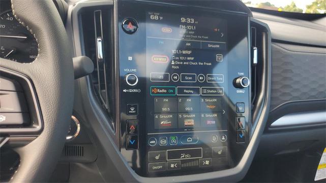 Photo of 2025 Ice Silver Metallic Subaru Forester