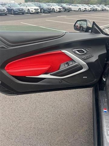 Photo of 2017 Mosaic Black Metallic Chevrolet Camaro