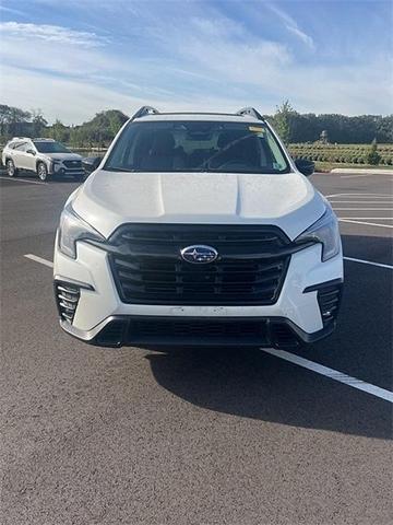 Photo of 2025 Crystal White Pearl Subaru Ascent