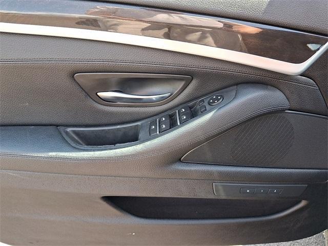 Photo of 2014 Space Gray Metallic BMW 528