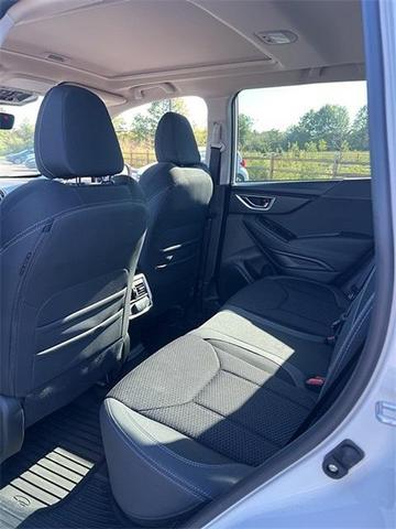 Photo of 2023 Crystal White Pearl Subaru Forester