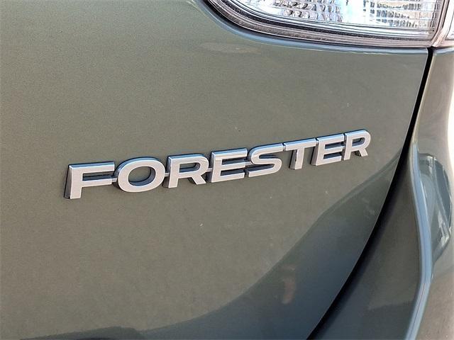 Photo of 2021 Jasper Green Metallic Subaru Forester