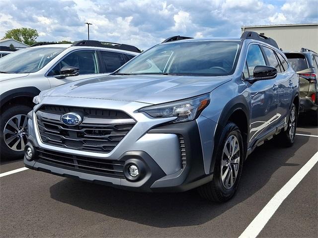 Photo of 2025 Ice Silver Metallic Subaru Outback
