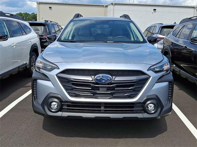 Photo of 2025 Ice Silver Metallic Subaru Outback