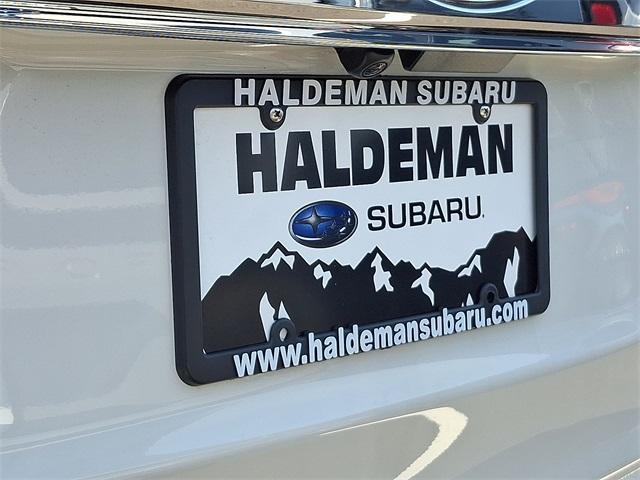 Photo of 2025 Crystal White Pearl Subaru Ascent
