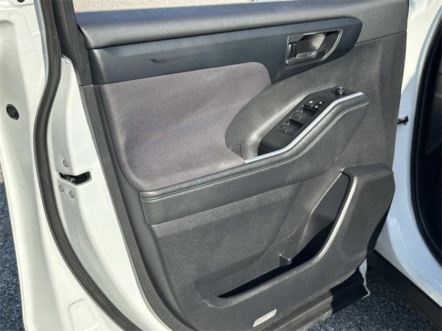 Photo of 2023 Wind Chill Toyota Highlander