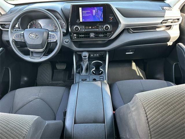 Photo of 2023 Wind Chill Toyota Highlander