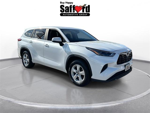 Photo of 2023 Wind Chill Toyota Highlander