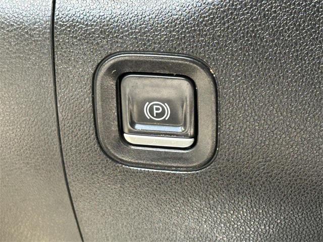 Photo of 2019 Black Chevrolet Silverado 1500