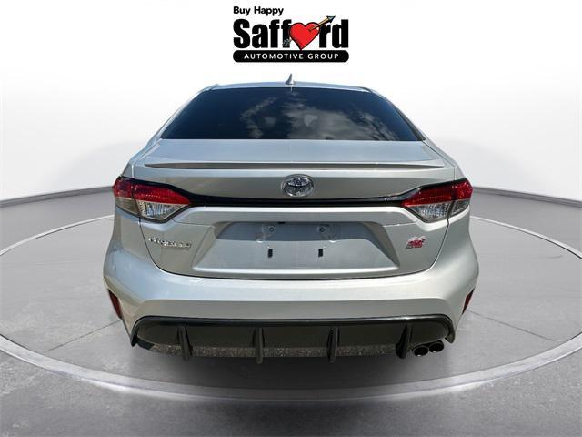 Photo of 2025 White Toyota Corolla