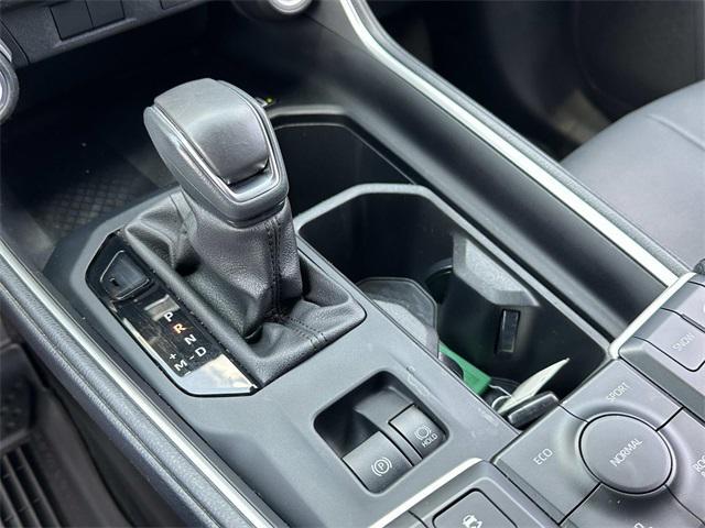 Photo of 2024 Celestial Silver Metallic Toyota Grand Highlander