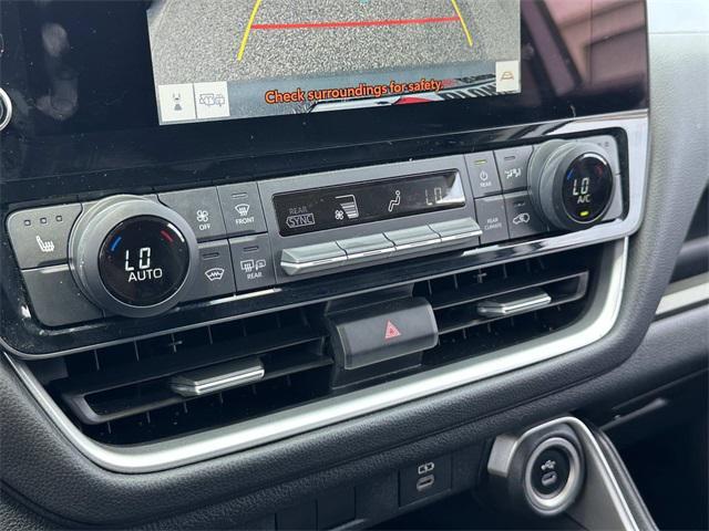 Photo of 2024 Celestial Silver Metallic Toyota Grand Highlander