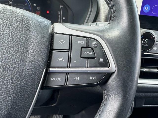 Photo of 2024 Celestial Silver Metallic Toyota Grand Highlander