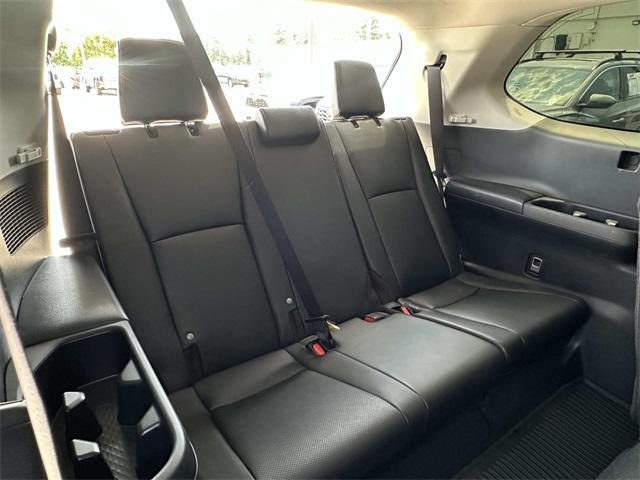 Photo of 2024 Celestial Silver Metallic Toyota Grand Highlander