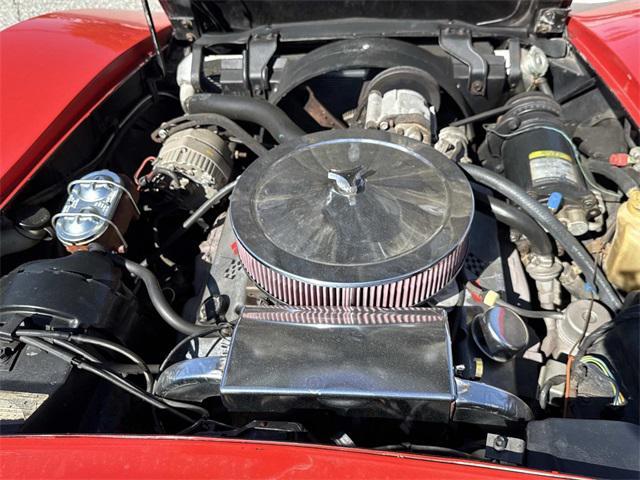Photo of 1975 Red Chevrolet Corvette