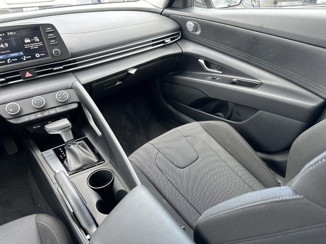 Photo of 2025 Metal Hyundai ELANTRA