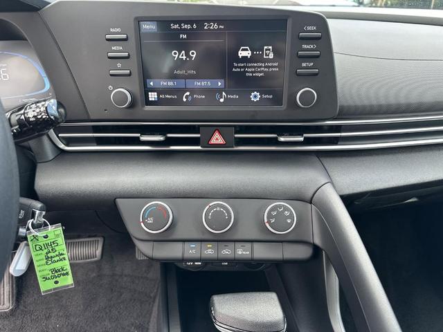 Photo of 2025 Metal Hyundai ELANTRA