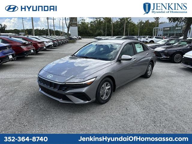 Photo of 2025 Metal Hyundai ELANTRA