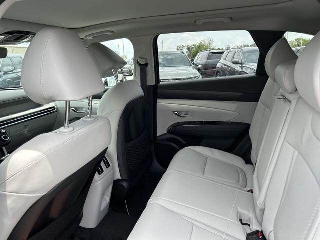 Photo of 2025 Ash Black Hyundai TUCSON Hybrid