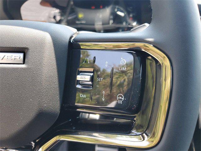 Photo of 2024 Ostuni Pearl White Metallic Land Rover Range Rover Evoque