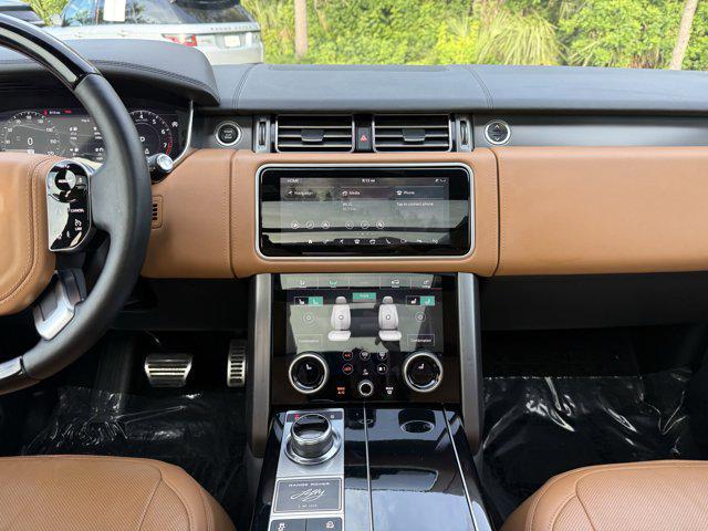 Photo of 2021 Black Land Rover Range Rover
