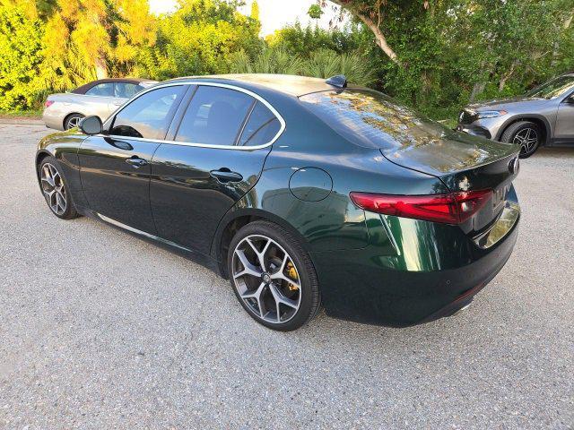 Photo of 2021 Verde Visconti Metallic Alfa Romeo Giulia
