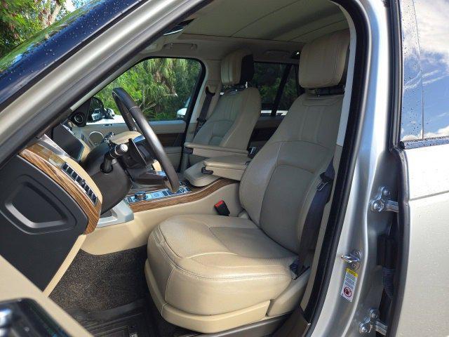 Photo of 2019 Gold Land Rover Range Rover
