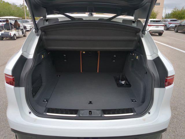 Photo of 2026 Fuji White Jaguar F-PACE