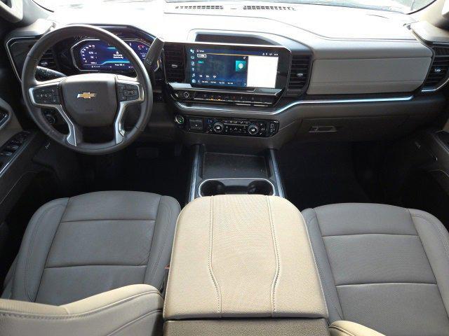 Photo of 2024 Summit White Chevrolet Silverado 2500