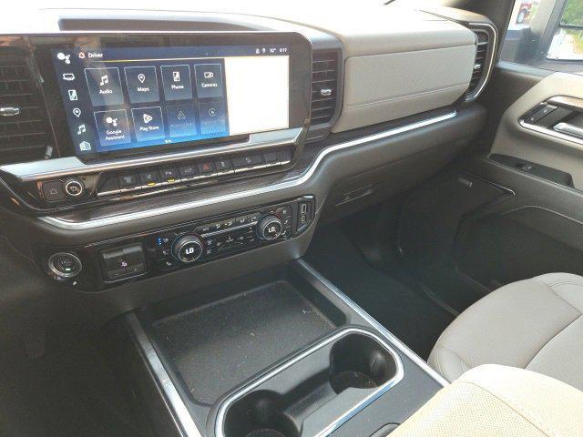 Photo of 2024 Summit White Chevrolet Silverado 2500