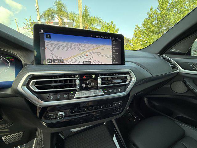 Photo of 2024 Black Sapphire Metallic BMW X3