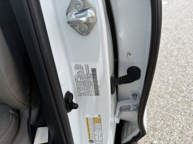 Photo of 2022 Platinum White Pearl Honda Pilot