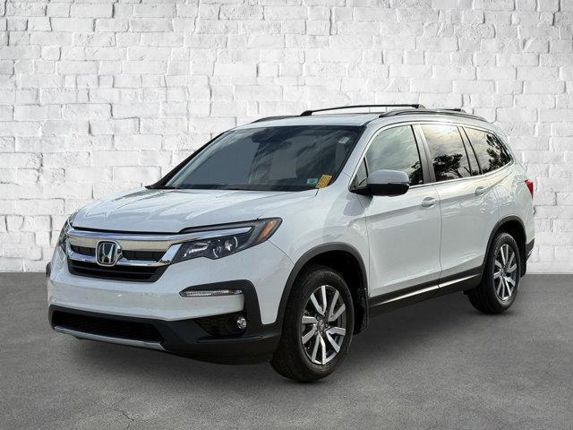 Photo of 2022 Platinum White Pearl Honda Pilot