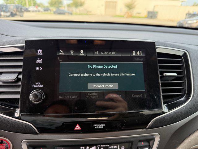 Photo of 2022 Platinum White Pearl Honda Pilot