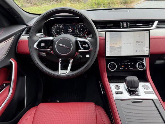 Photo of 2025 Gray Jaguar F-PACE