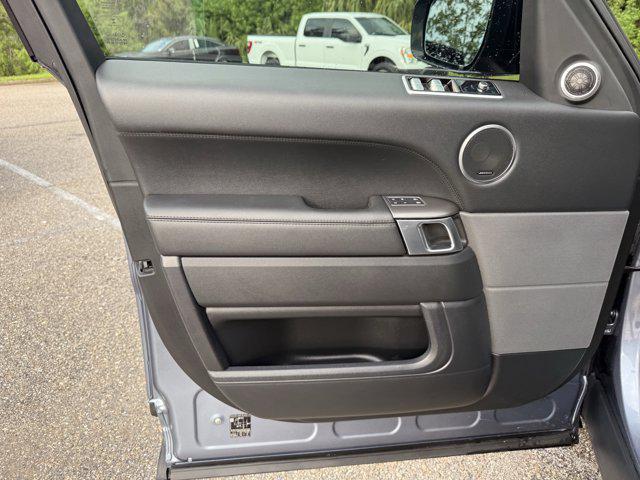 Photo of 2022 Blue Land Rover Range Rover Sport
