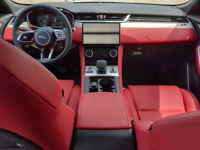 Photo of 2026 Fuji White Jaguar F-PACE