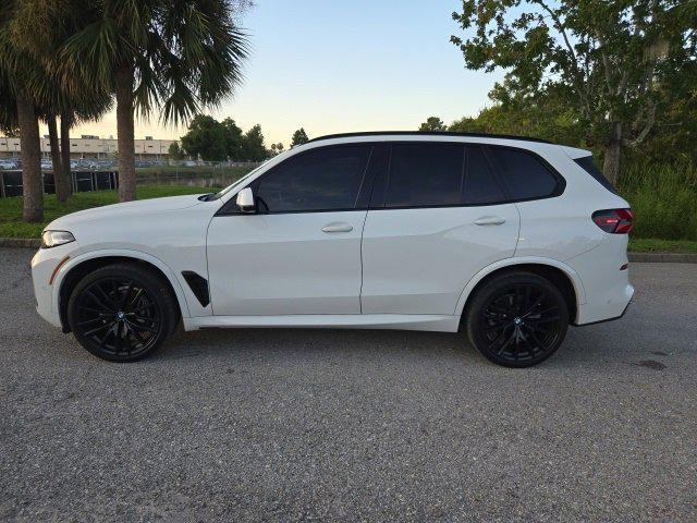 Photo of 2024 Alpine White BMW X5