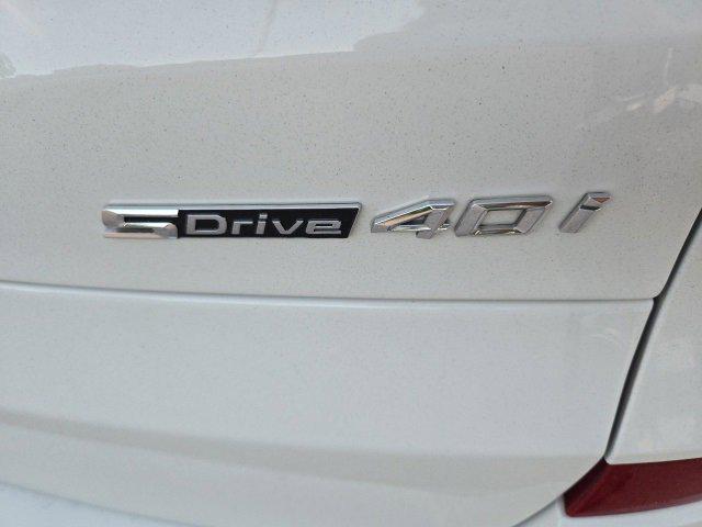 Photo of 2024 Alpine White BMW X5